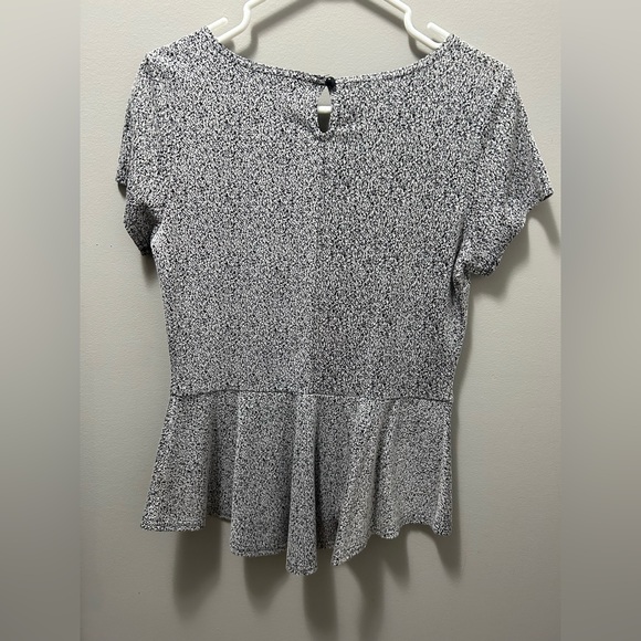 Cleo Top - Picture 2 of 2